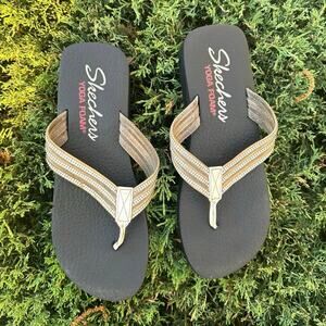 Skechers Women's Vinyasa Sheer Panel Rhinestone Thong‎ Flip-Flops Size 11